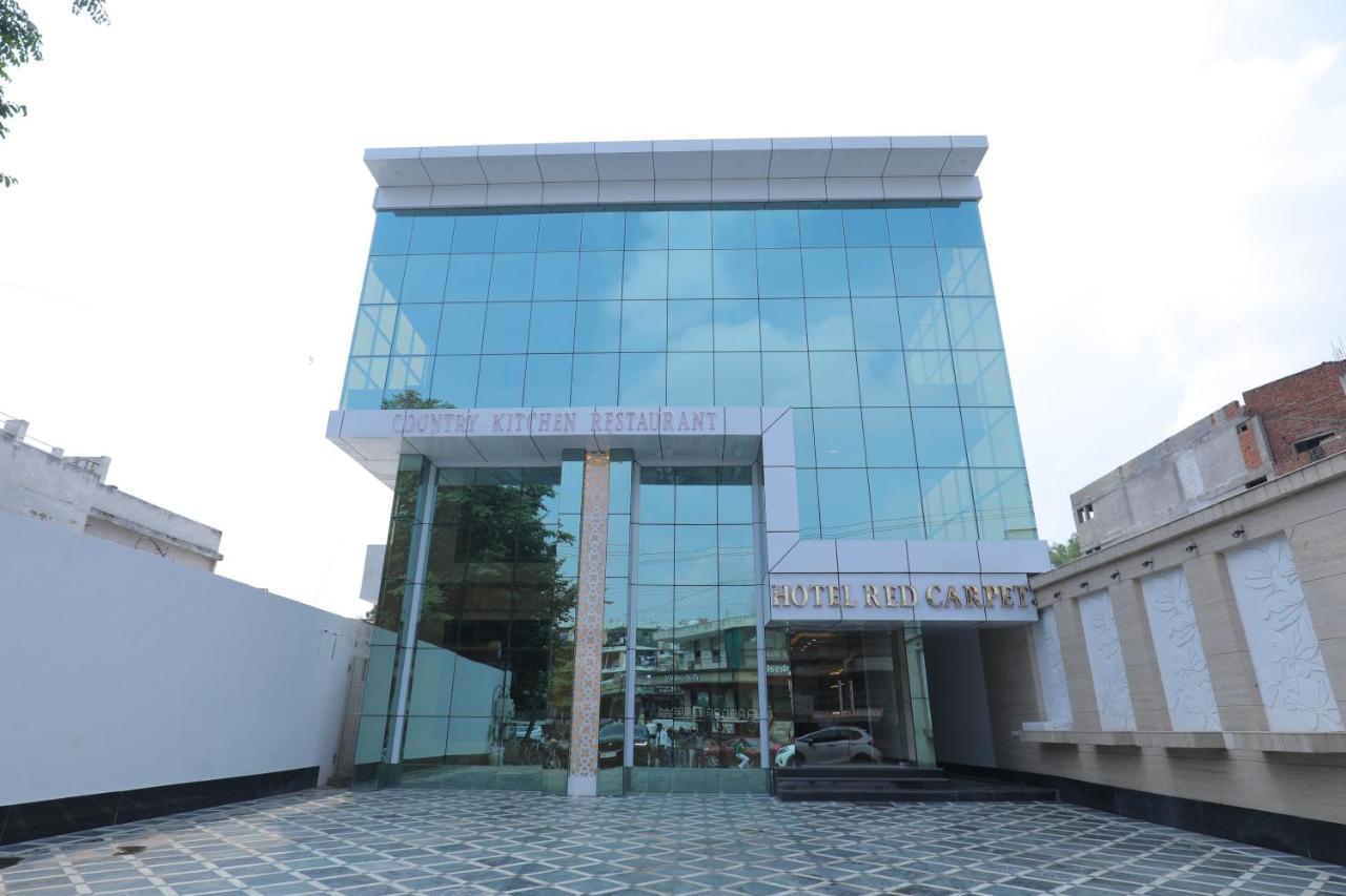 Hotel Sahib'S Red Carpet - Family & Corporate Hotel Chain Agra  Exterior foto